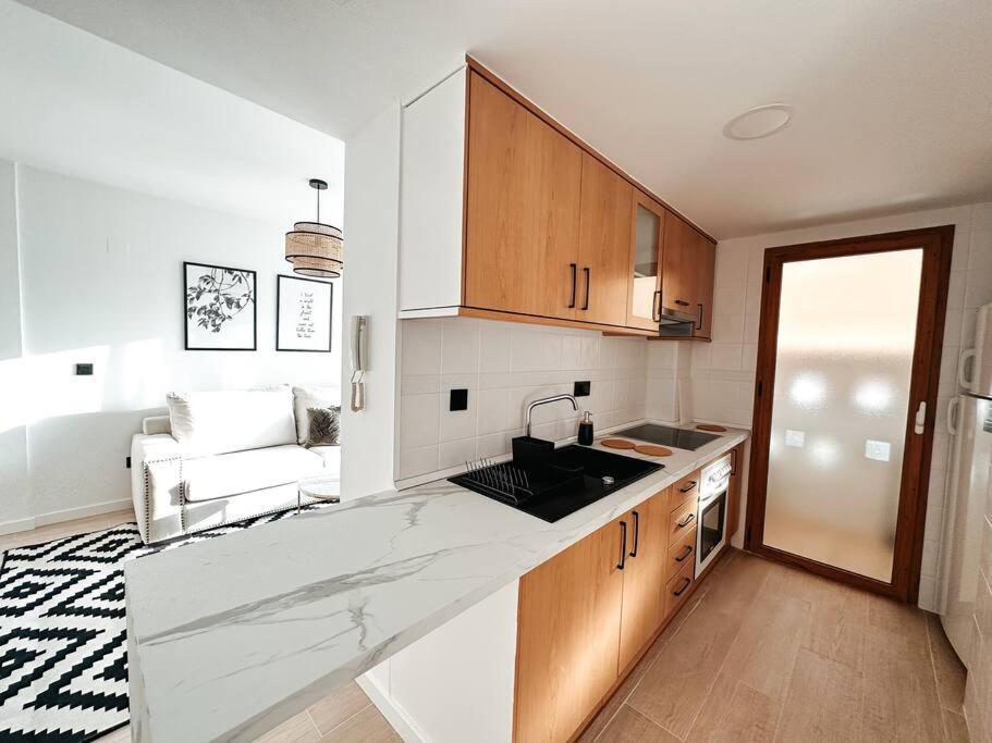 Precioso Apartamento Con Piscina Y Vistas Alicante Zewnętrze zdjęcie